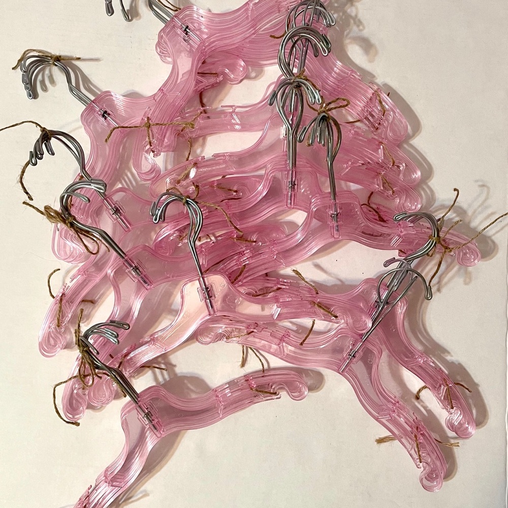 Children’s clothes hangers